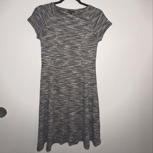 Topshop gray patterned skater dress (size 6)